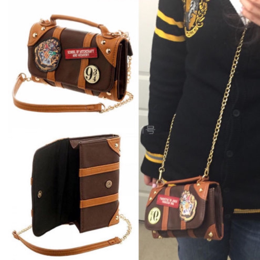 Harry Potter Hogwarts School Trunk Clutch Handbag Crossbody - Picture 3 of 16